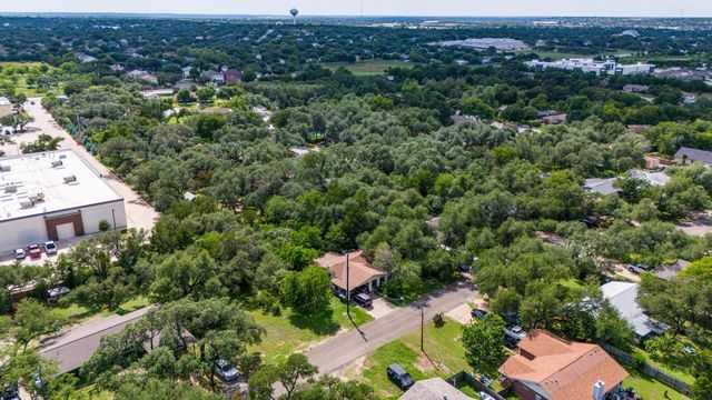 1107 Doris LN, Cedar Park, TX 78613