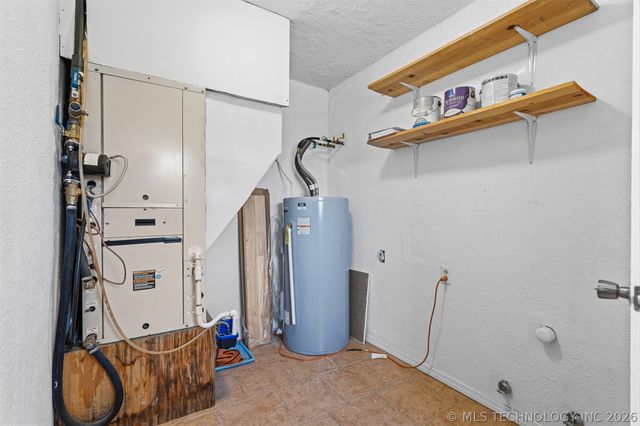 115 Laurel Street, Lone Grove, OK 73443