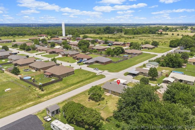 115 Laurel Street, Lone Grove, OK 73443
