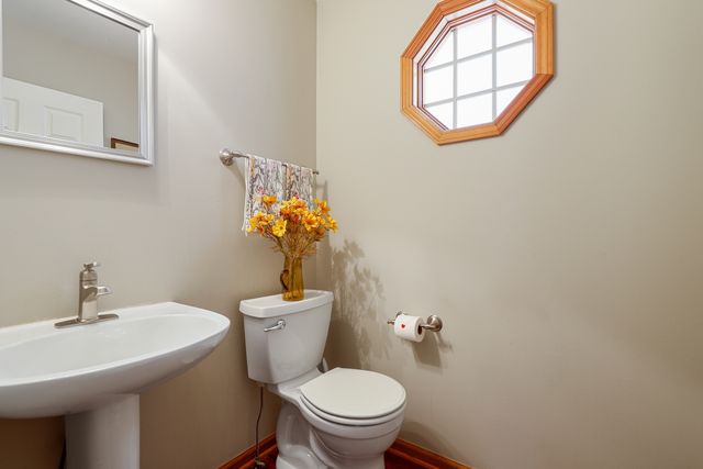 425 Cambridge Avenue, Elburn, IL 60119