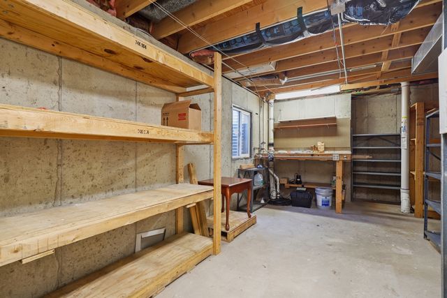 425 Cambridge Avenue, Elburn, IL 60119