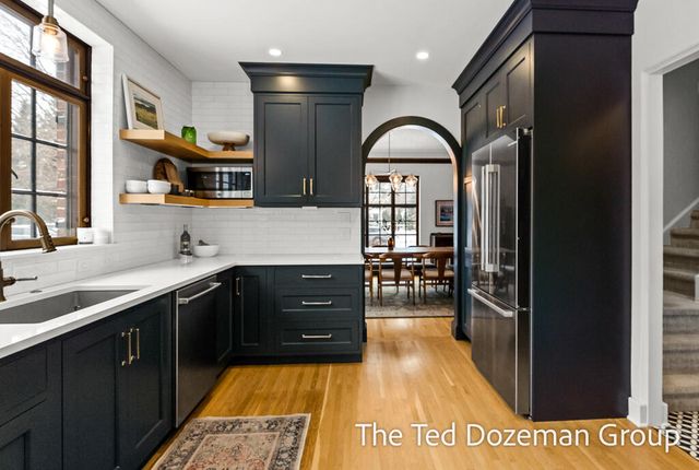 135 W 12th Street, Holland, MI 49423