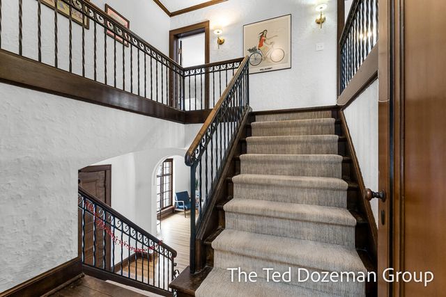 135 W 12th Street, Holland, MI 49423