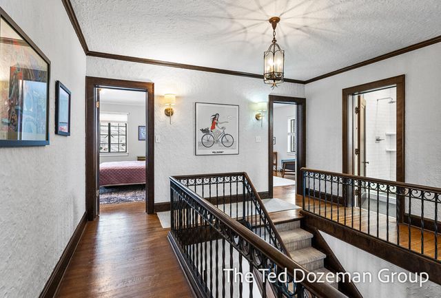 135 W 12th Street, Holland, MI 49423