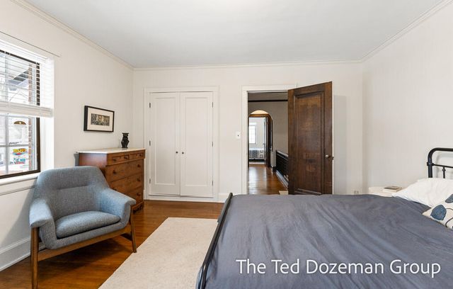 135 W 12th Street, Holland, MI 49423