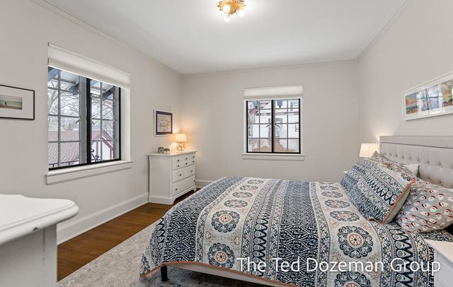135 W 12th Street, Holland, MI 49423