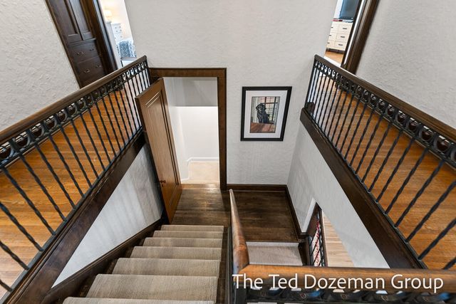 135 W 12th Street, Holland, MI 49423