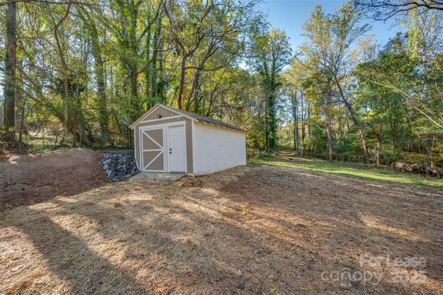 143 Luckadoo Street, Forest City, NC 28043