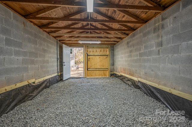 143 Luckadoo Street, Forest City, NC 28043