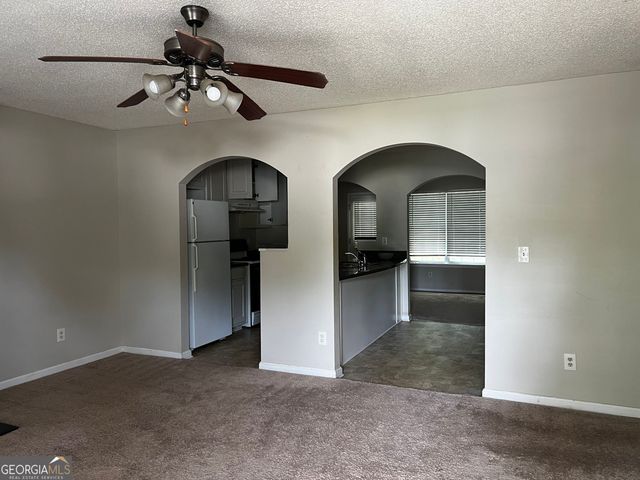 117 Meadow Court, Fairburn, GA 30213