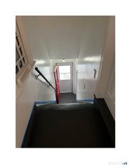 1391 Park Avenue 2nd floor, Bridgeport, CT 06605