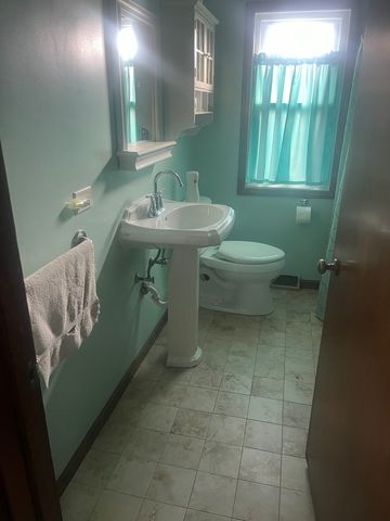 17913 William Street, Lansing, IL 60438