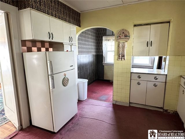 1389 Newland Avenue, Jamestown, NY 14701