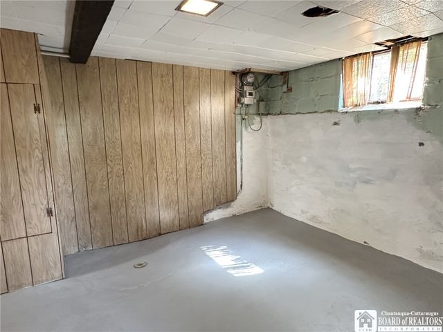 1389 Newland Avenue, Jamestown, NY 14701