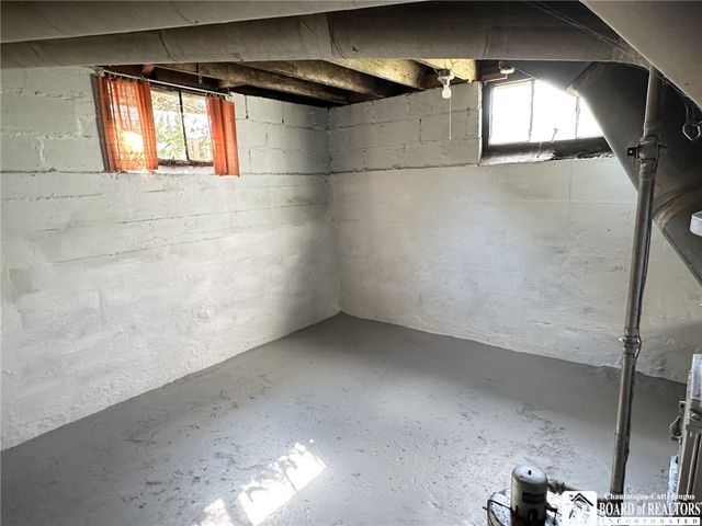 1389 Newland Avenue, Jamestown, NY 14701