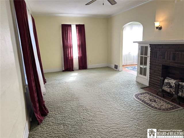 1389 Newland Avenue, Jamestown, NY 14701