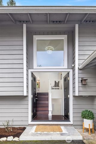 15950 186th Avenue NE, Woodinville, WA 98072