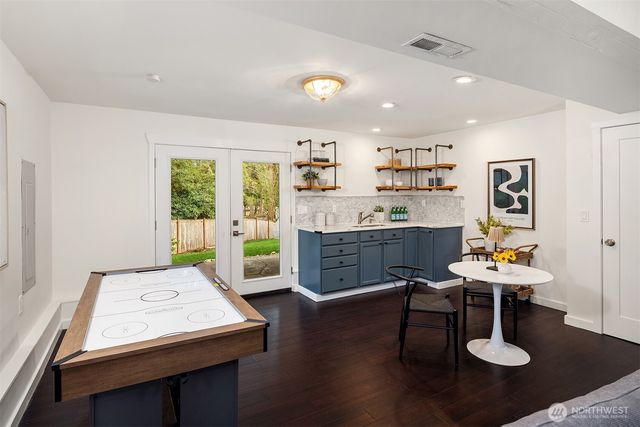 15950 186th Avenue NE, Woodinville, WA 98072