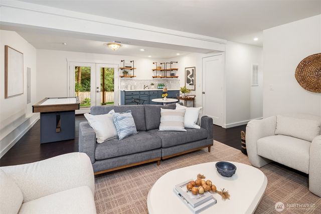 15950 186th Avenue NE, Woodinville, WA 98072