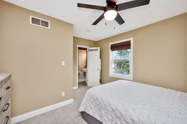 2525 Beaver Avenue, Des Moines, IA 50310