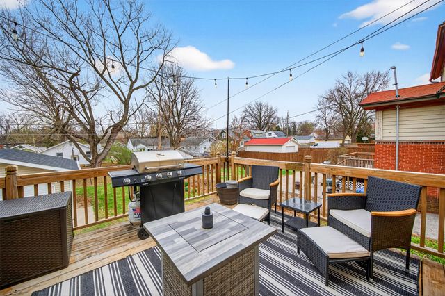 2525 Beaver Avenue, Des Moines, IA 50310