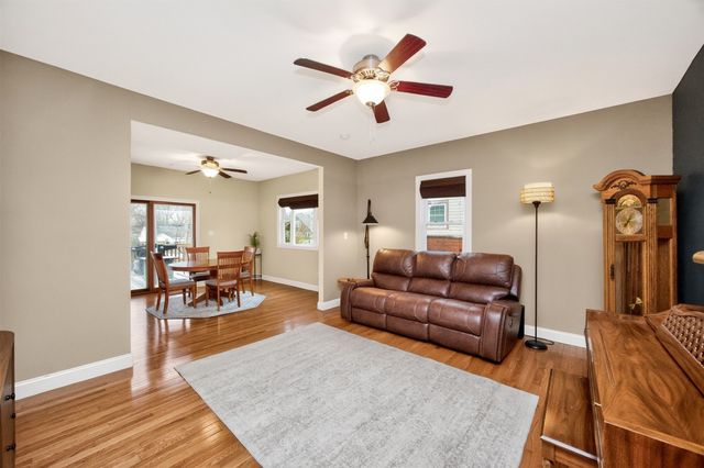 2525 Beaver Avenue, Des Moines, IA 50310
