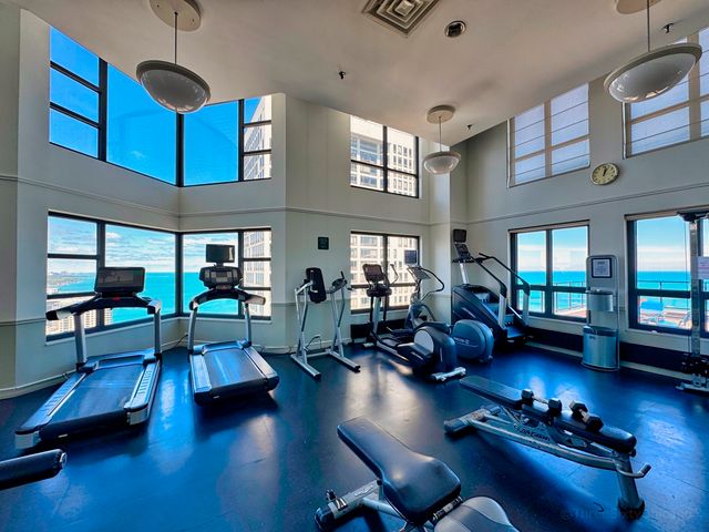 401 E ONTARIO Street 406, Chicago, IL 60611
