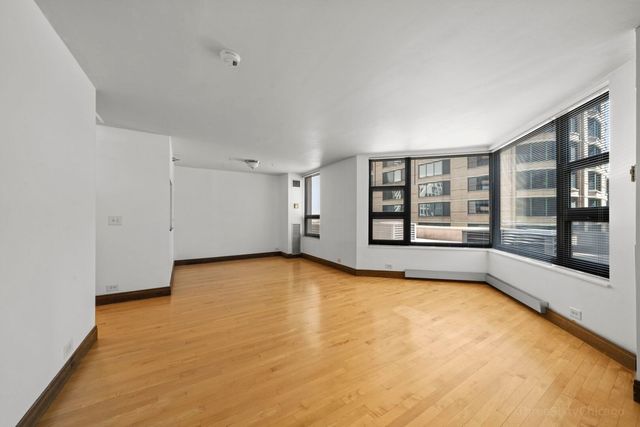 401 E ONTARIO Street 406, Chicago, IL 60611