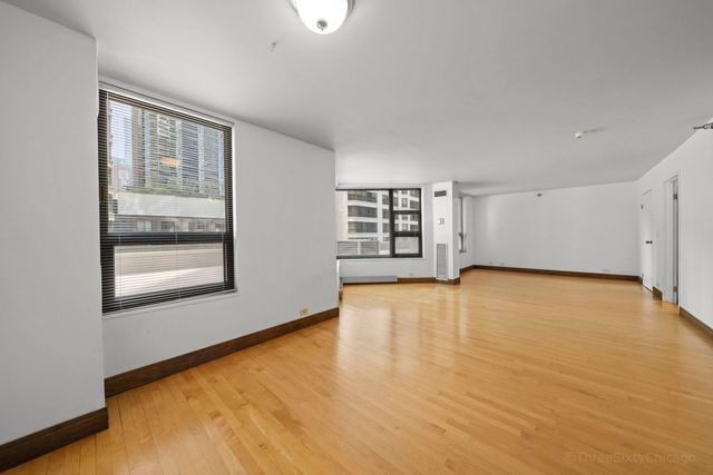 401 E ONTARIO Street 406, Chicago, IL 60611