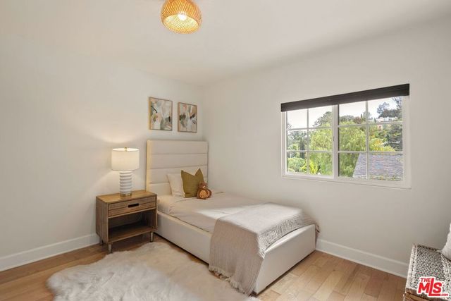 4115 Knobhill Drive, Sherman Oaks, CA 91403