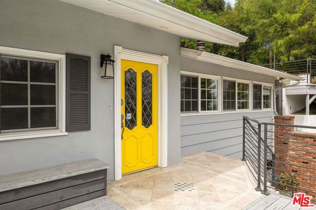 4115 Knobhill Drive, Sherman Oaks, CA 91403