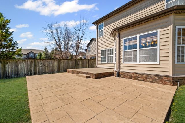 602 Pemberton Ct, Mount Juliet, TN 37122