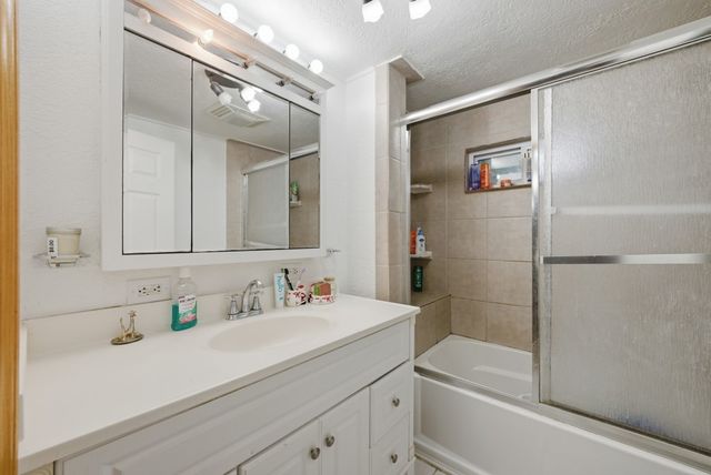 2850 NE 46th Avenue, Des Moines, IA 50317