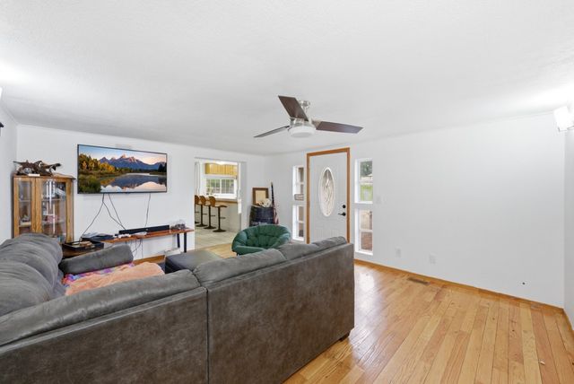 2850 NE 46th Avenue, Des Moines, IA 50317