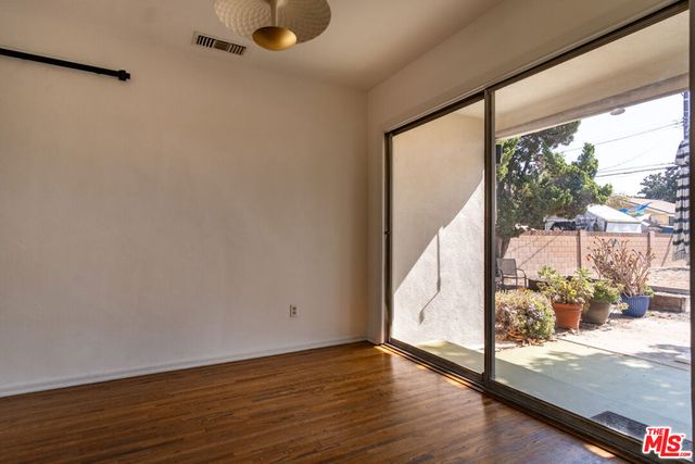 7854 Agnes Avenue, Los Angeles, CA 91605