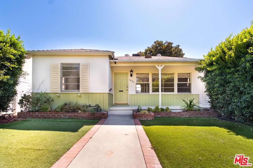 7854 Agnes Avenue, Los Angeles, CA 91605