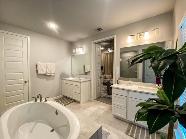 2122 Alabaster Estate Drive, Richmond, TX 77469