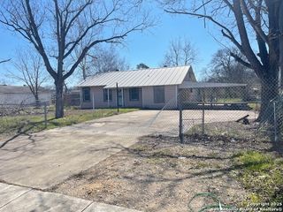 4110 N Hein, San Antonio, TX 78220