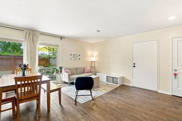 9645 Easter Way, San Diego, CA 92121