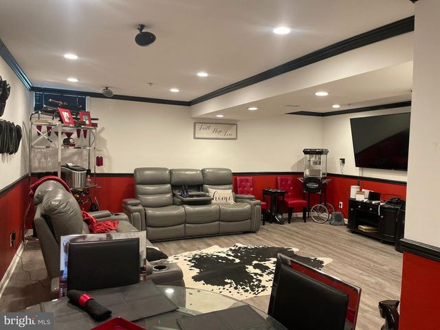 6106 MODUPEOLA WAY, Capitol Heights, MD 20743