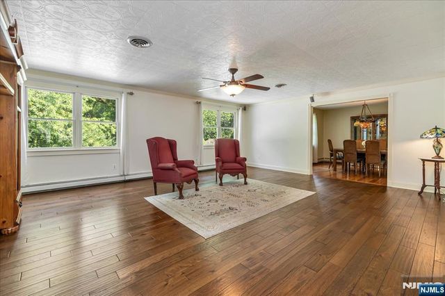 6 East Street, Wanaque, NJ 07465