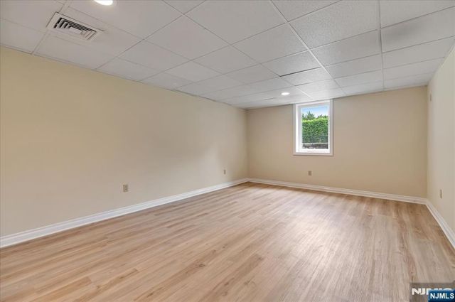6 East Street, Wanaque, NJ 07465