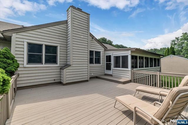 6 East Street, Wanaque, NJ 07465