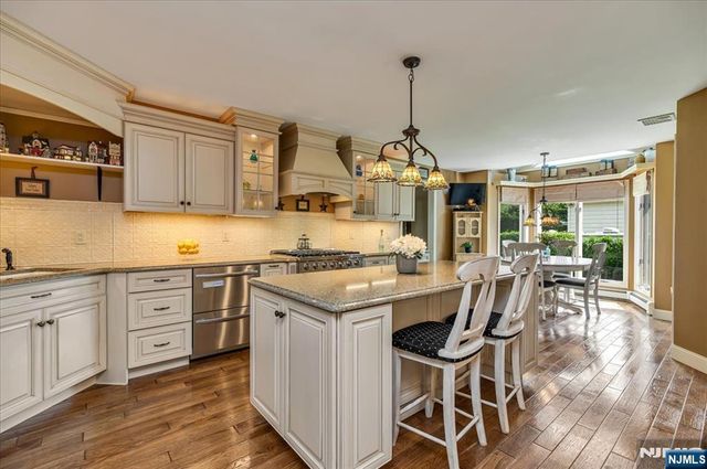 6 East Street, Wanaque, NJ 07465
