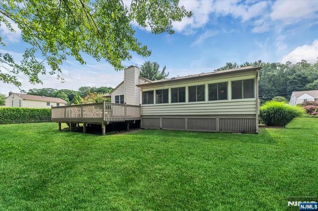 6 East Street, Wanaque, NJ 07465