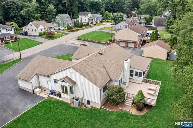 6 East Street, Wanaque, NJ 07465