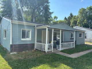 890 Dons Drive, Ypsilanti Twp, MI 48198