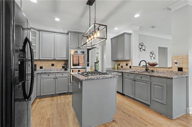188 Fairoaks Circle, Stockbridge, GA 30281