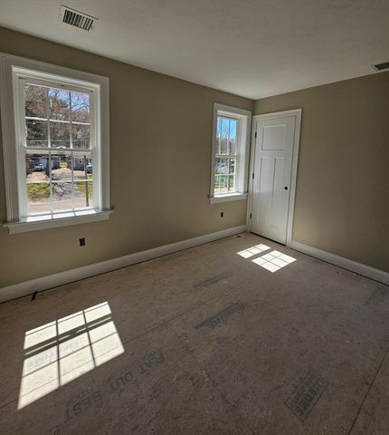 11 Paul Road, Middleboro, MA 02346