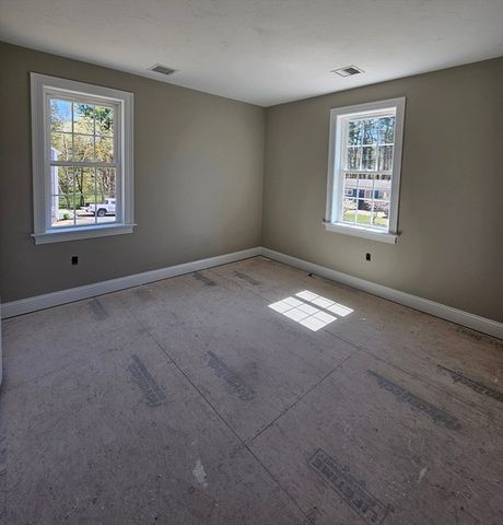 11 Paul Road, Middleboro, MA 02346